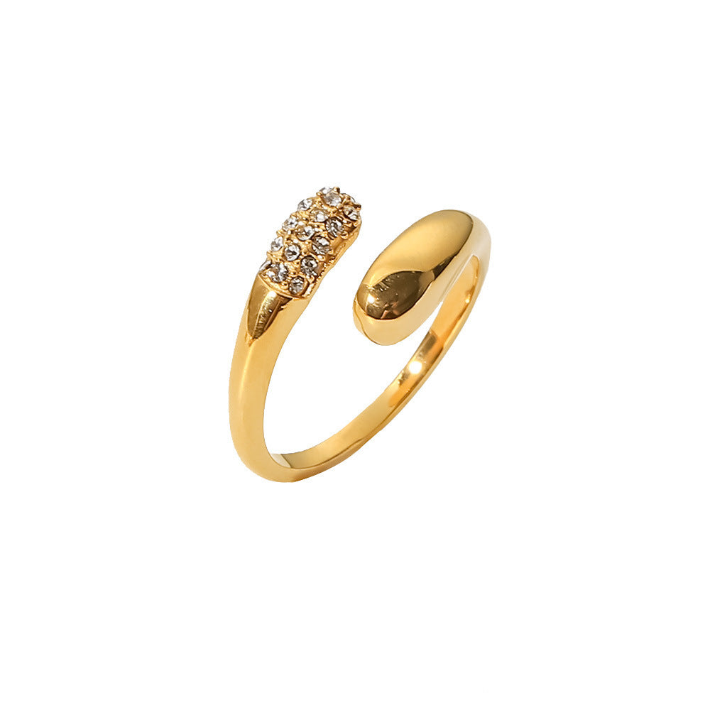 Diamond crisscross ring