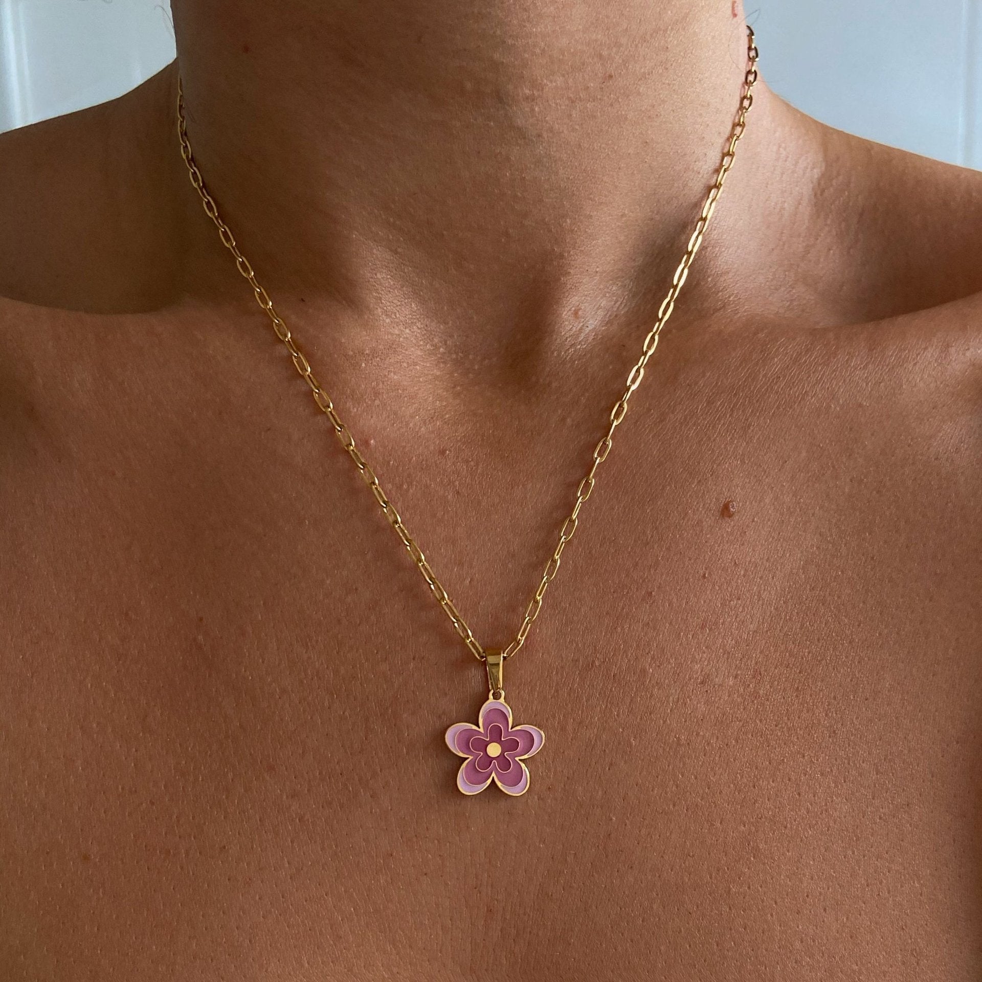 Flower necklace
