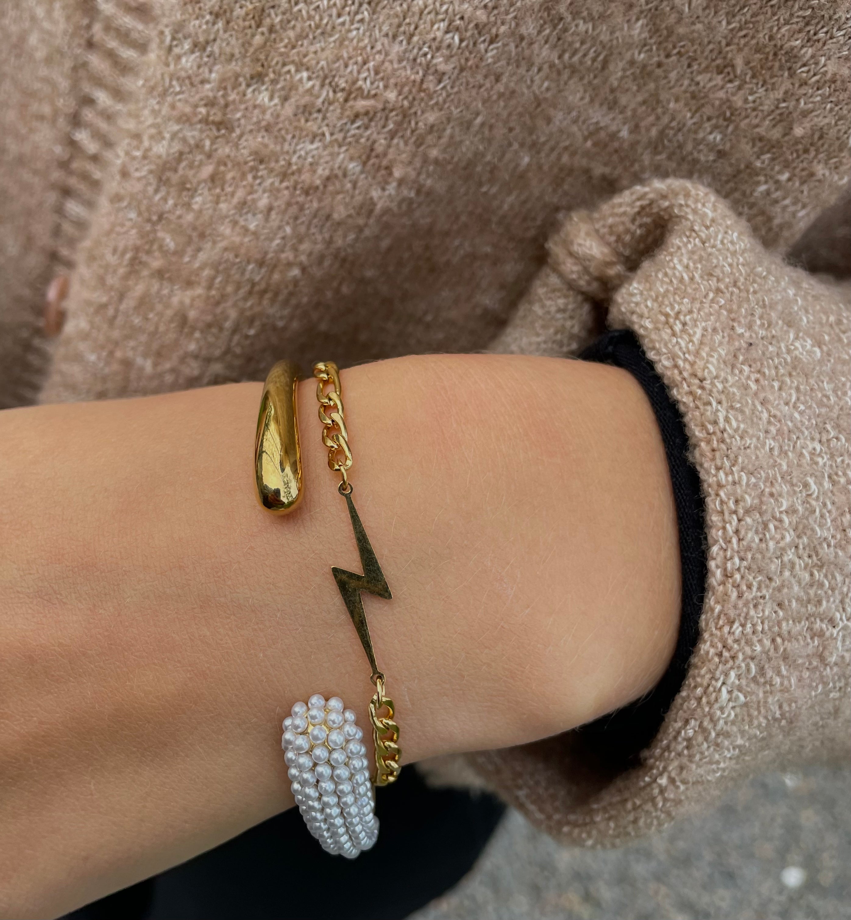 Pearl Bracelet