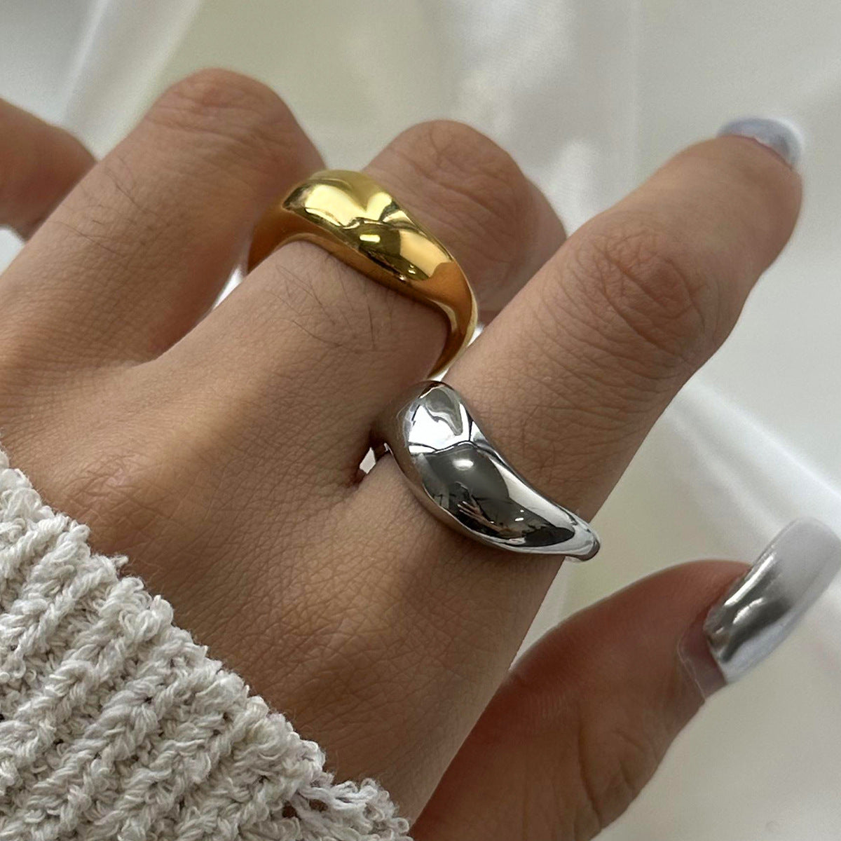Niche Ring