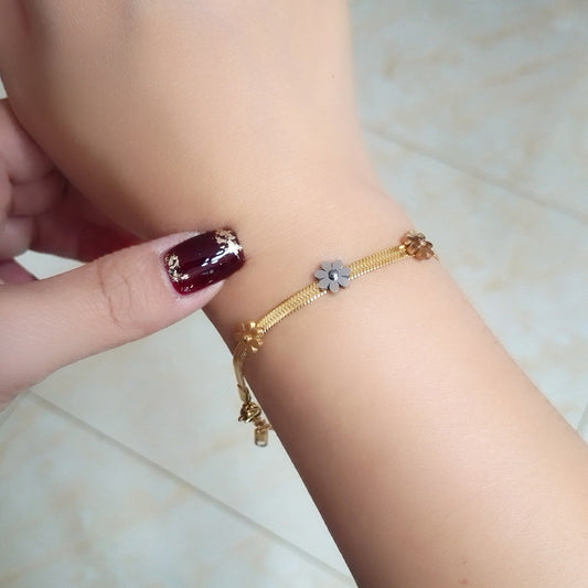 Flower Bracelet