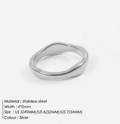 Wavy Irregular Ring