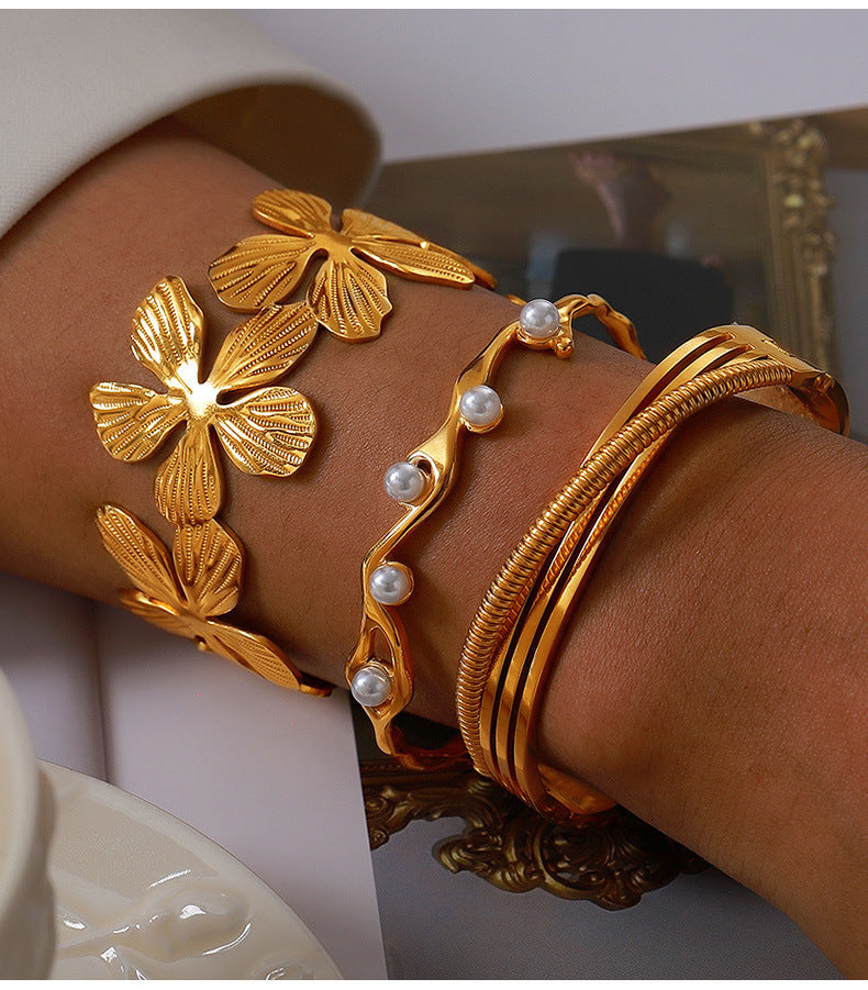 Pastoral Flower Bracelet