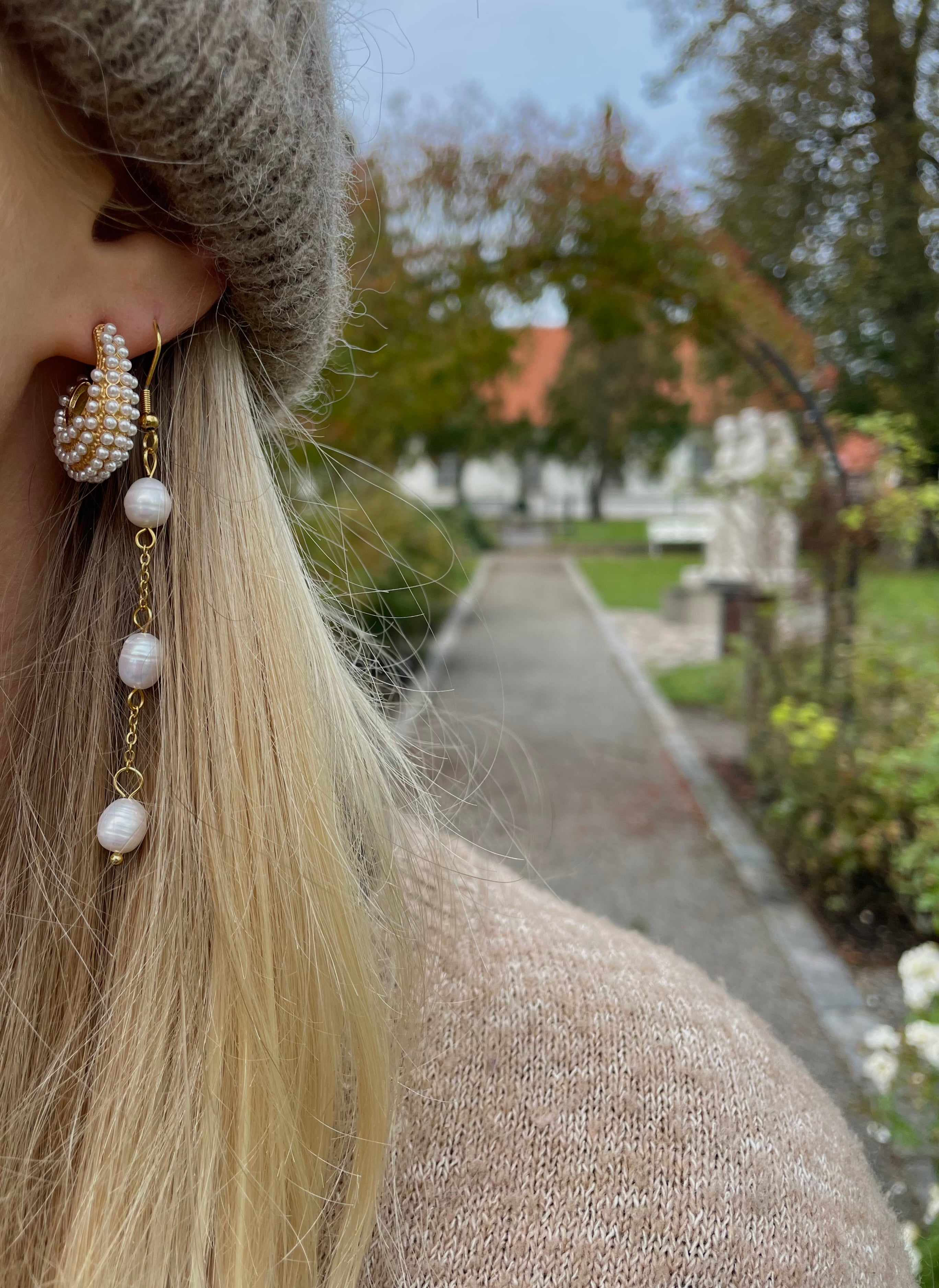 Long Pearl earrings