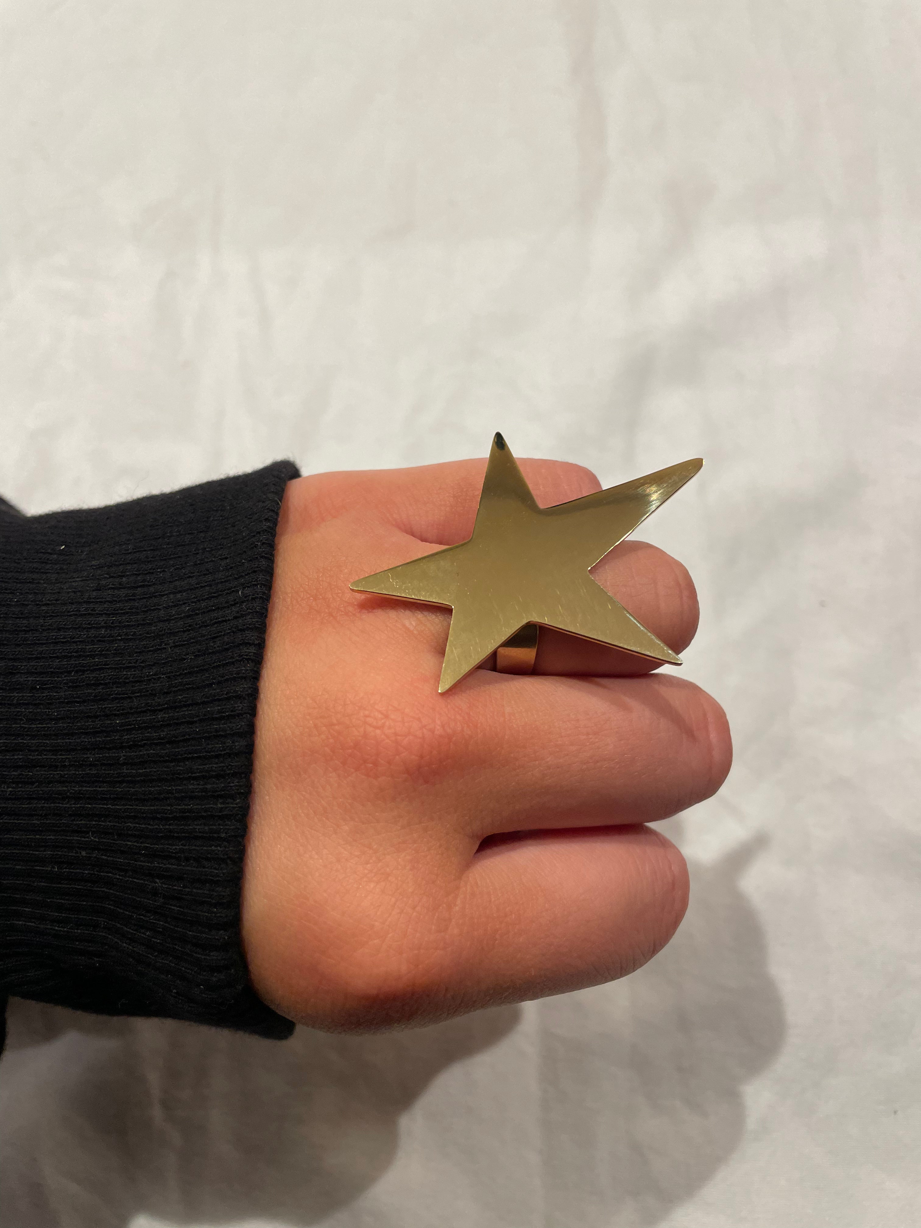 Star ring