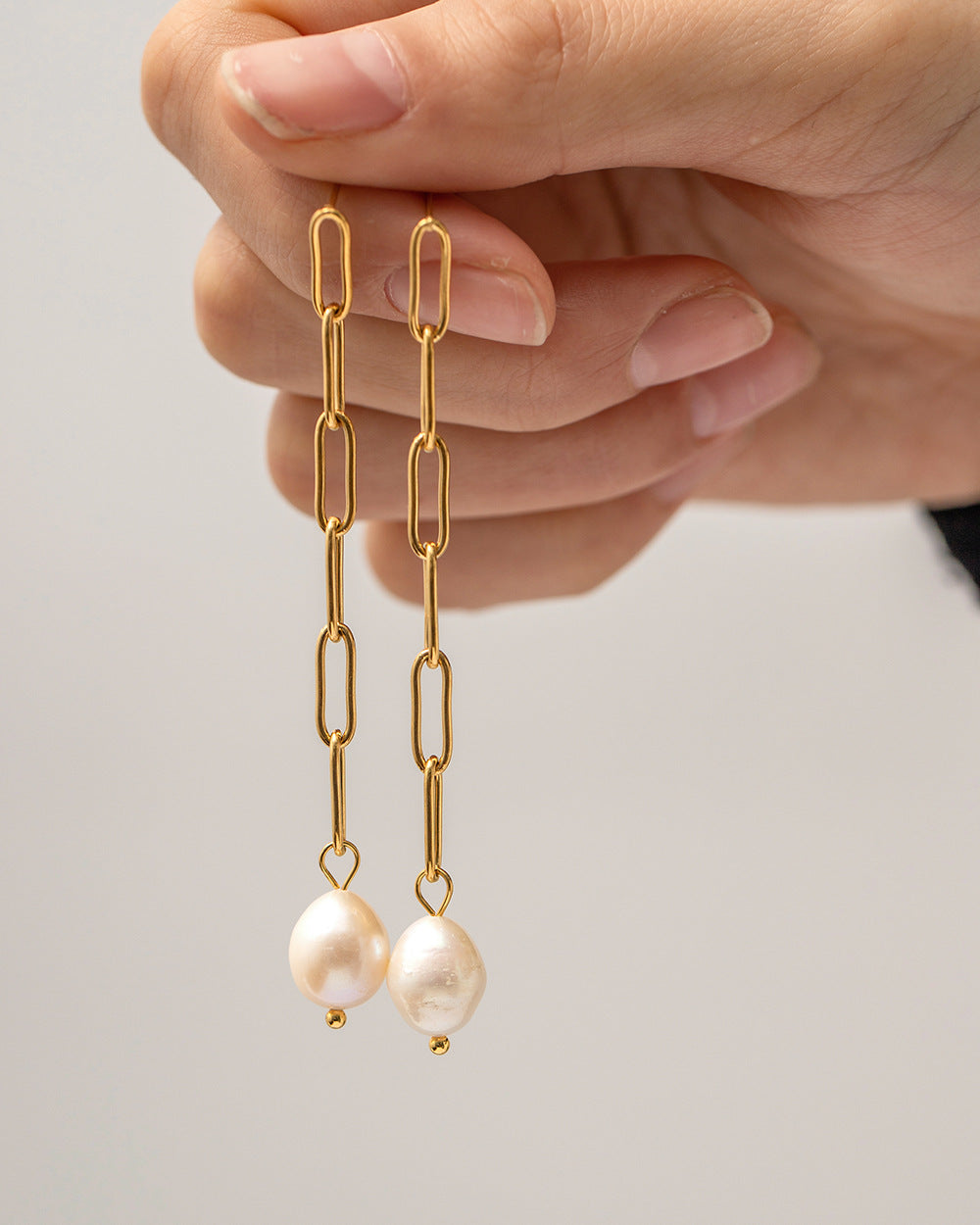 Long Pearl Chain Earring