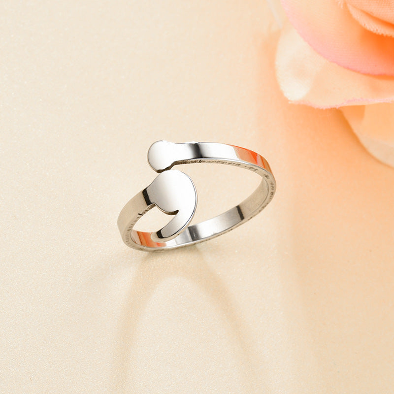 Woman’s right ring