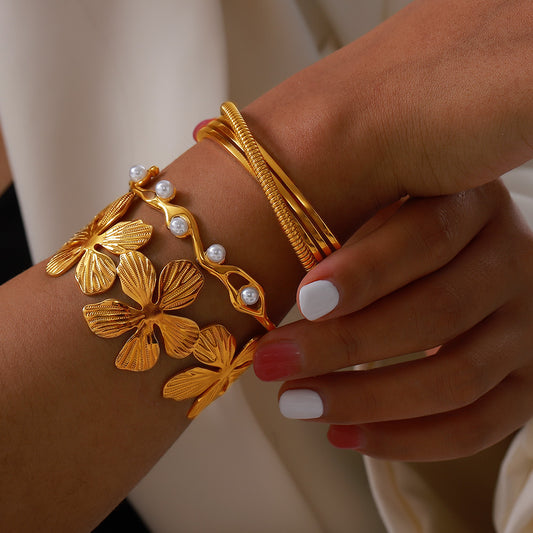 Pastoral Flower Bracelet