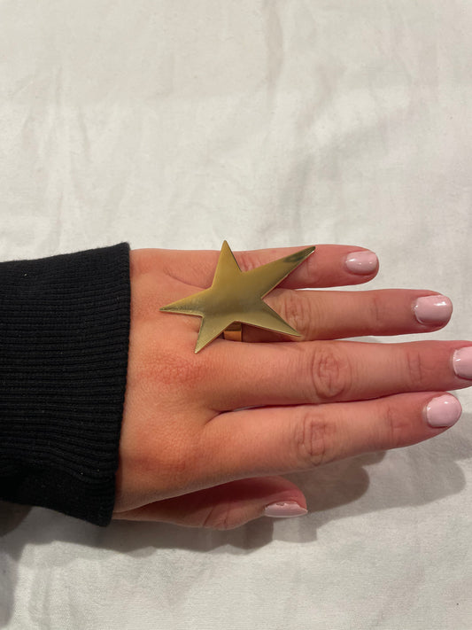 Star ring