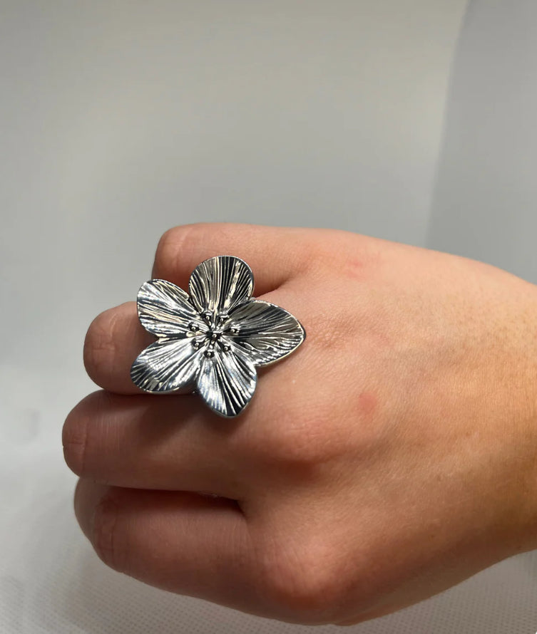 Flower ring silver