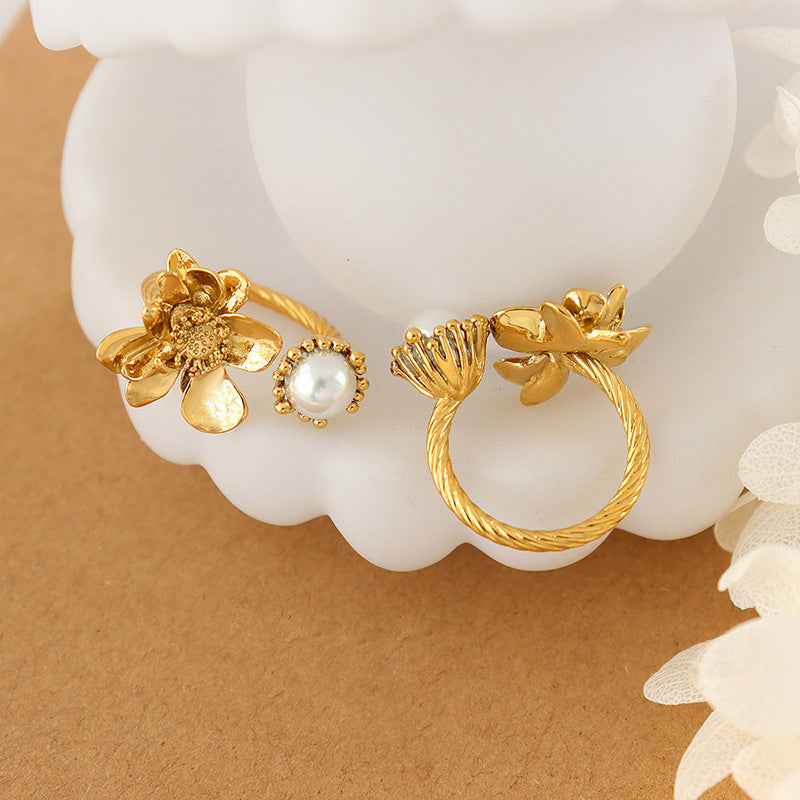 Flower Pearl Ring