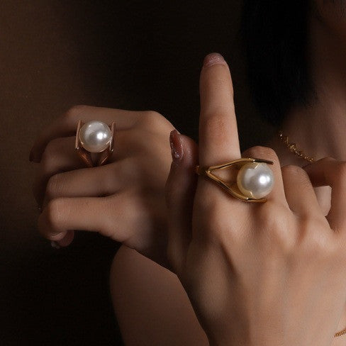 Big pearl ring