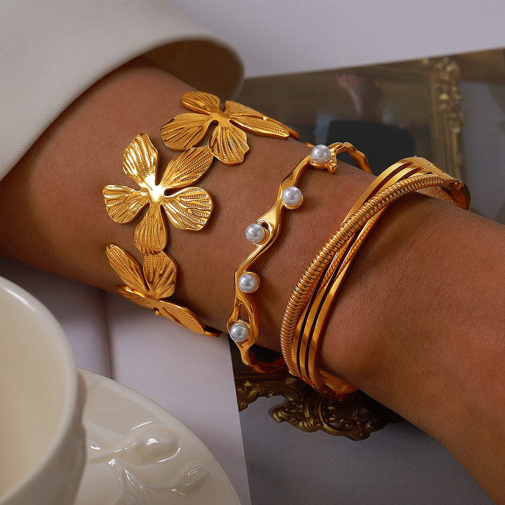 Pastoral Flower Bracelet