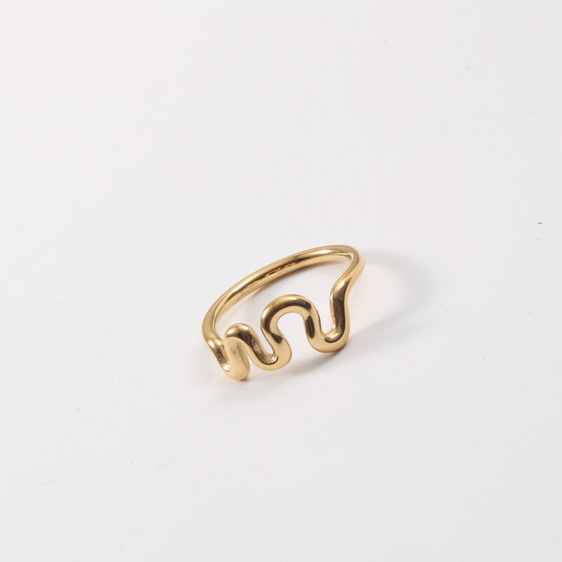 Curved Lines Ring