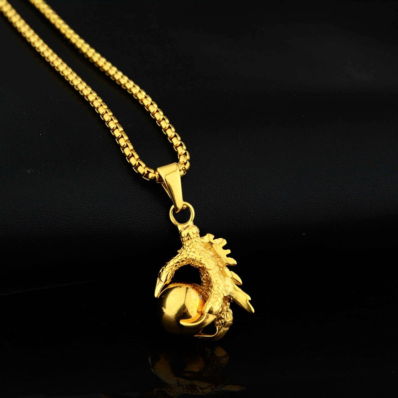 Claw necklace